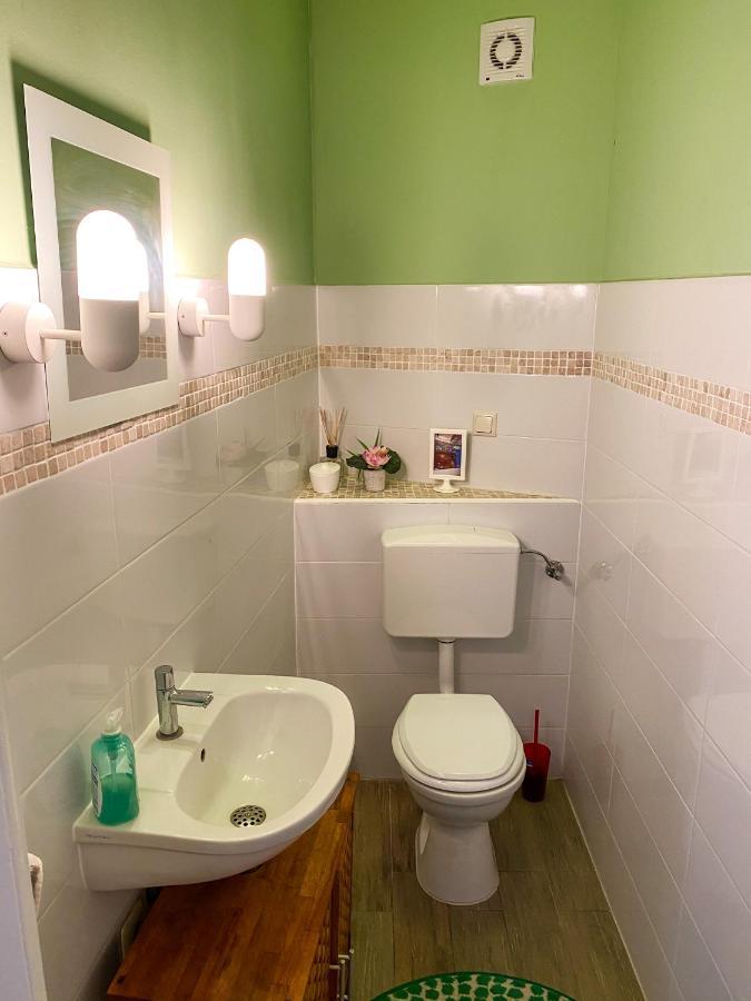 Villa Hanseart Luebeck - Privatzimmer In Zentraler Lage Экстерьер фото