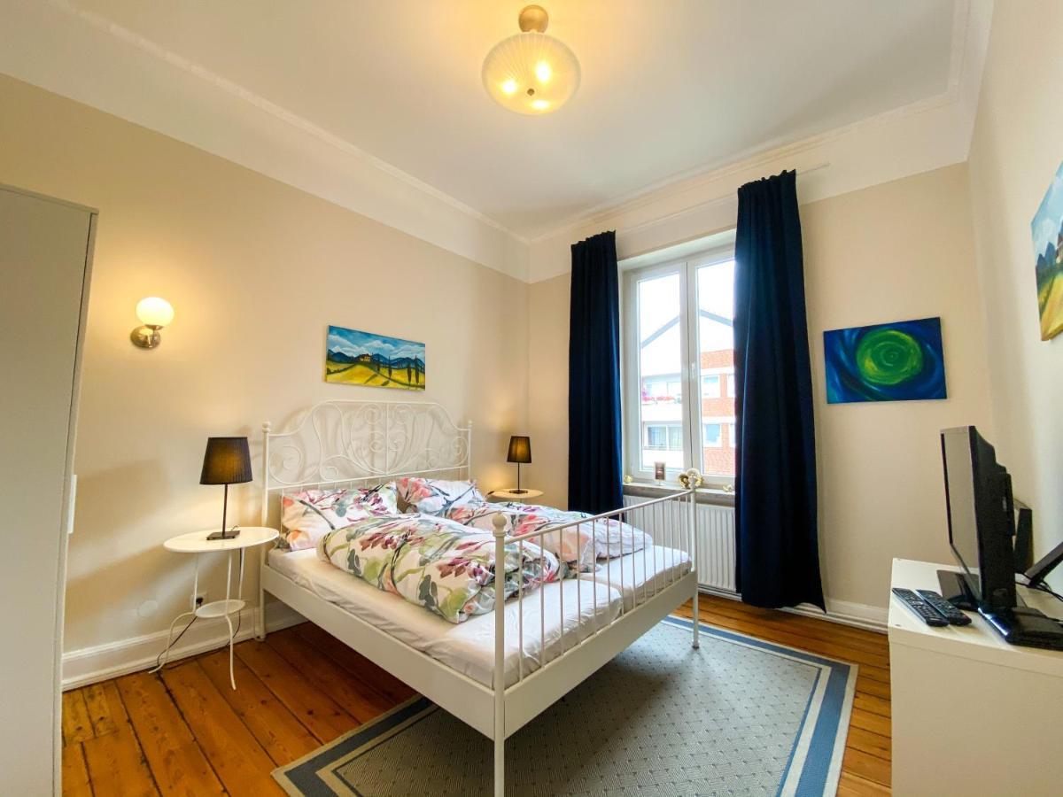 Villa Hanseart Luebeck - Privatzimmer In Zentraler Lage Экстерьер фото